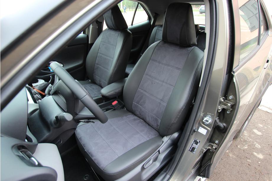 Toyota Yaris/Yaris Cross (XP210) 2020– Auto sēdekļu pārvalki eko āda+audums+Alcantara Antara A001 (pilns salona komplekts) Foto 1