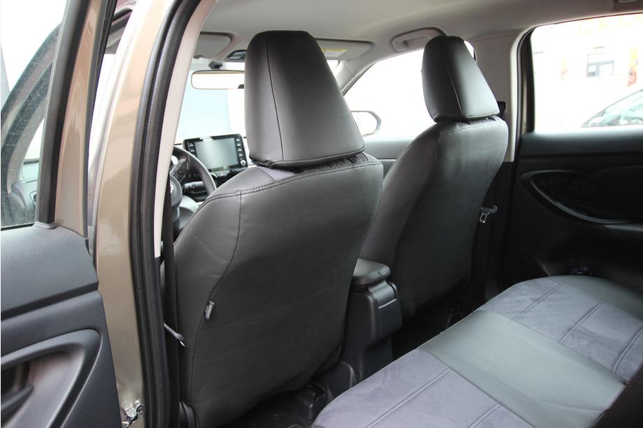 Toyota Yaris/Yaris Cross (XP210) 2020– Auto sēdekļu pārvalki eko āda+audums+Alcantara Antara A001 (pilns salona komplekts) Foto 14