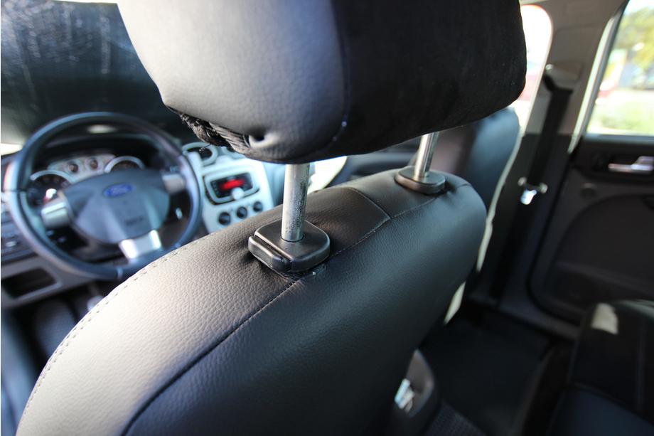 Ford Focus III 2011–2017 Autosēdekļu pārvalki eko āda+audums+antara Antara A001g (pilns salona komplekts) Foto 14