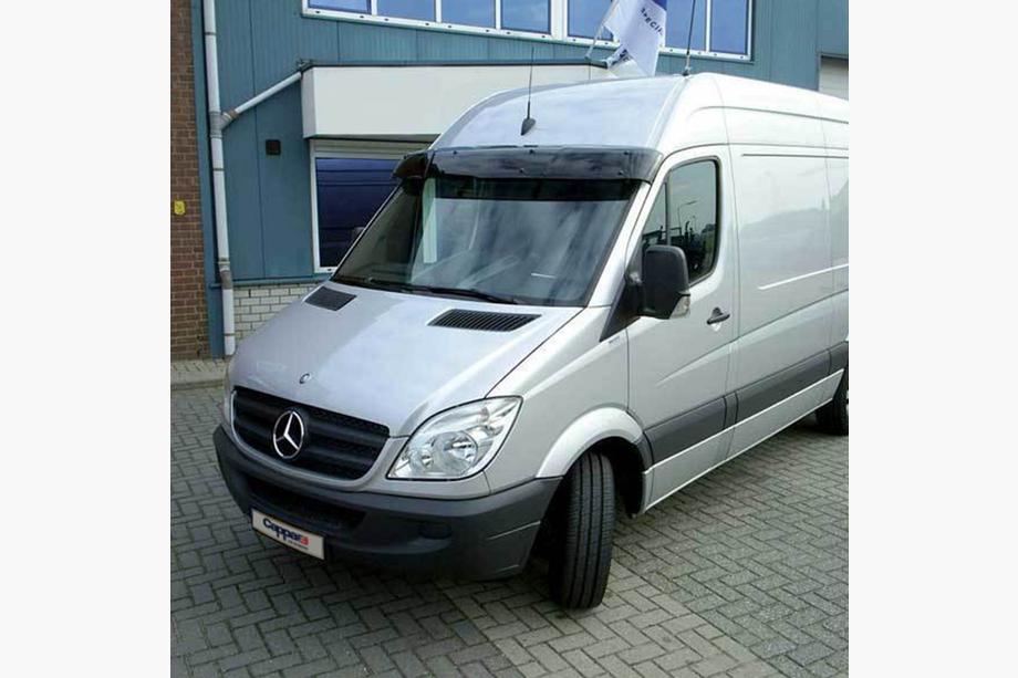Volkswagen Crafter 2006–2016 Vējstikla saules vizieris uz rāmja V2 (melns spīdīgs, 5 mm) Foto 12