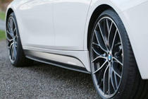 BMW 5. sērija F10/F11 2010–2016 OmsaLine sānu sliekšņi (melni) foto 1
