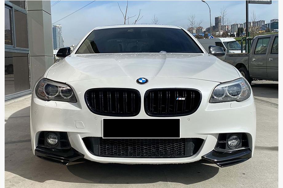 BMW 5. sērija F10/F11 2010–2016 Priekšējā bampera lūpa DPT Flap (M-Performance, melna spīdīga) Image