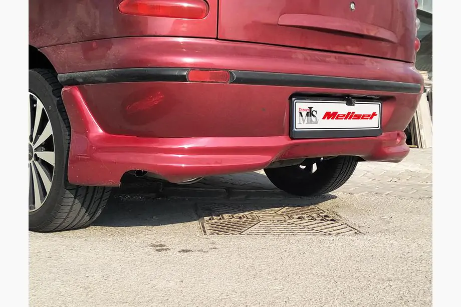 Fiat Bravo 2008–2016 Aizmugurējā bampera difuzors (Meliset, krāsojams) Image