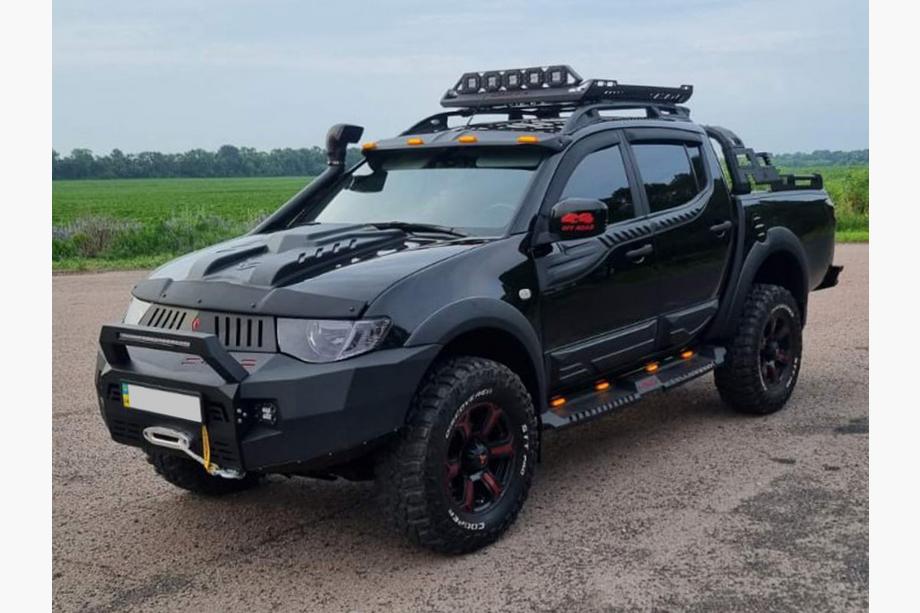 Mitsubishi L200 2015–2024 Grozs Dakar rollbāram (100x100 cm) Foto 7