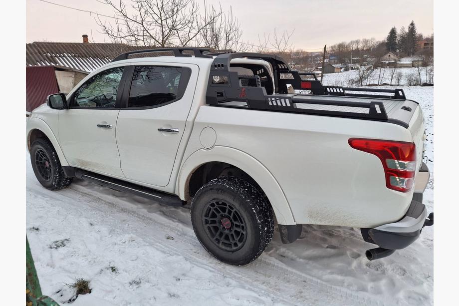 Mitsubishi L200 2015–2024 Rollbārs Dakar Image