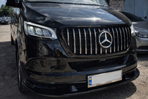 Mercedes Sprinter W907/W910 2018– Priekšējā bampera apakšējā lūpa (krāsošanai) foto 2