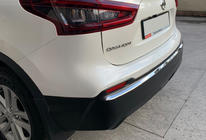 Nissan Qashqai 2014–2021 Aizmugurējā bampera apmale (nerūsējošais tērauds) foto 1