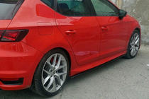 Seat Leon 2013–2020 Performance sānu sliekšņi (melni) foto 1