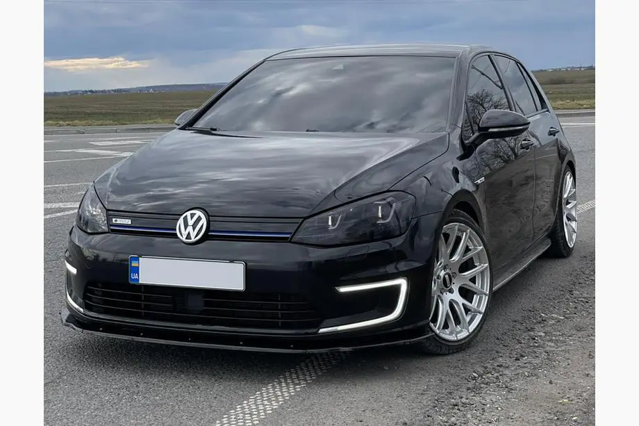 Volkswagen Golf 7/E-Golf 2012–2020 Sānu sliekšņi (ABS plastmasa) Image