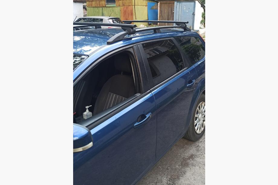 Ford Focus II 2008–2011 Šķērssijas parastajiem jumta reliņiem, slēdzamas ar atslēgu Bold Bar V1 (2 gab.) Foto 3