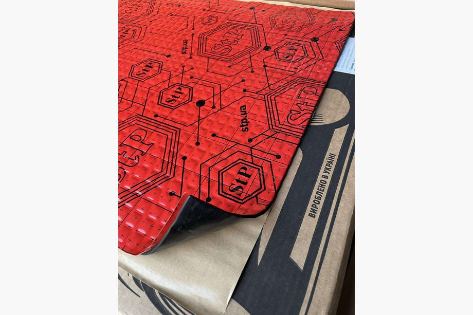 RESOLUT R4 vibroizolācijas loksne 4 mm (75x50 cm) Foto 2