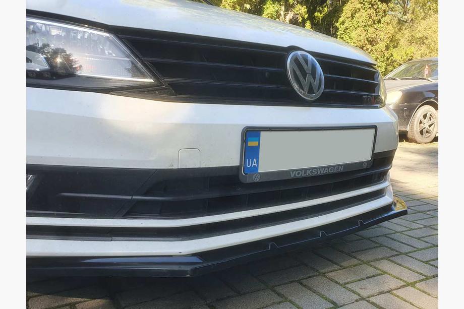 Volkswagen Jetta 2011–2018 Lip priekšējā bampera lūpa (2010-2018, spīdīgi melna) Foto 7