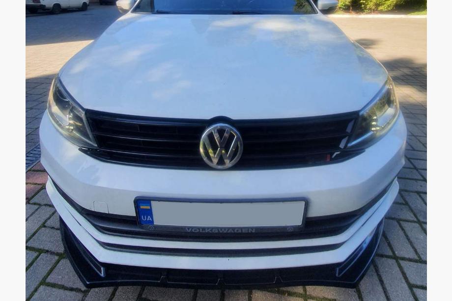 Volkswagen Jetta 2011–2018 Lip priekšējā bampera lūpa (2010-2018, spīdīgi melna) Foto 11