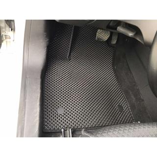 EVA auto paklājiņi (melni) foto 1