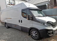 Iveco Daily 2014– Vējstikla deflektors V2 (spīdīgi melns, 5 mm) foto 7