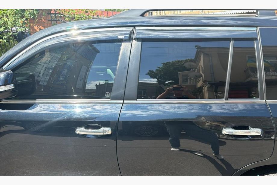 Lexus LX570/450d 2008–2022 Logu vēja deflektori ar hromētu līsti (4 gab., Niken) Image