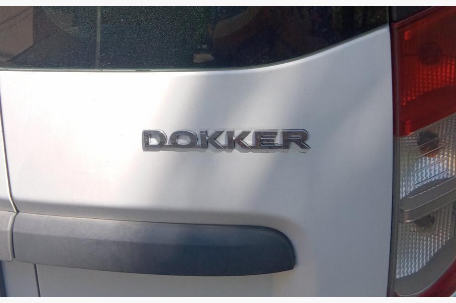Dacia Dokker 2013–2022 Dokker uzraksts Image