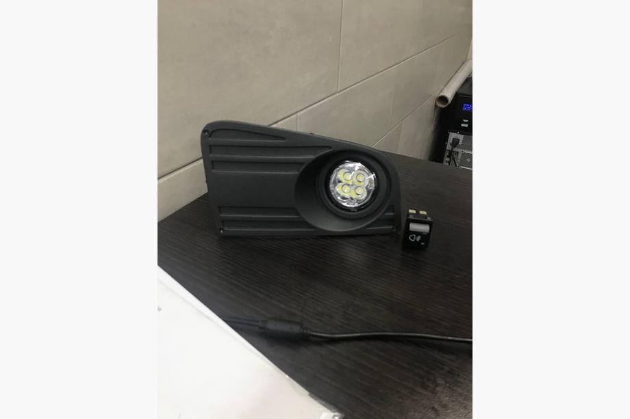 Volkswagen Crafter 2006–2016 LED miglas lukturis (diodu, pasažiera puse) Image