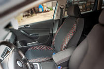 Sēdekļa uzlika ECO un audums (1 gab., melna ar sarkanu diegu + audums) foto 2