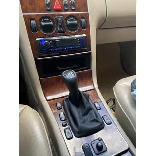 Mercedes W210 pārnesumu pārslēga rokturis un putekļu sargs ar rāmi (6 pārnesumi) Mercedes E-сlass W210 1995–2002 foto 2