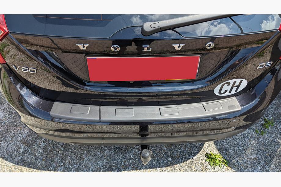 Volvo V60 2011–2018 Aizmugurējā bampera difuzora uzlika Esa (ABS) Image