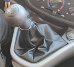 Fiat Doblo I 2005–2010 Fiat Doblo 2005-2010 pārnesumu pārslēga rokturis un uzmava OEM 735424356 (melna) foto 1