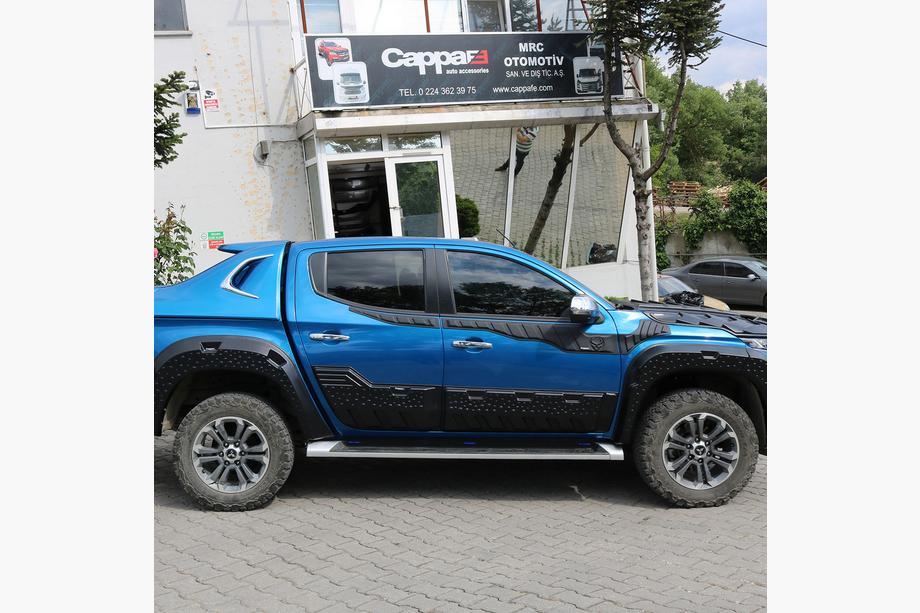Mitsubishi L200 2015–2024 Augšējās durvju līstes 2019+ (6 gab., ABS) Foto 3