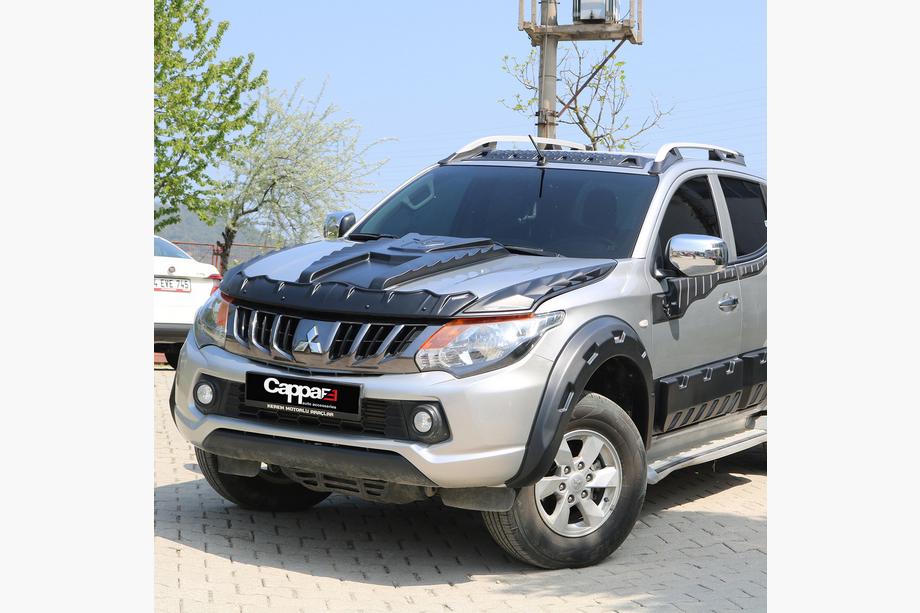 Mitsubishi L200 2015–2024 Motora pārsega uzliku komplekts DRAGON (2015-2019, 3 gab.) Image