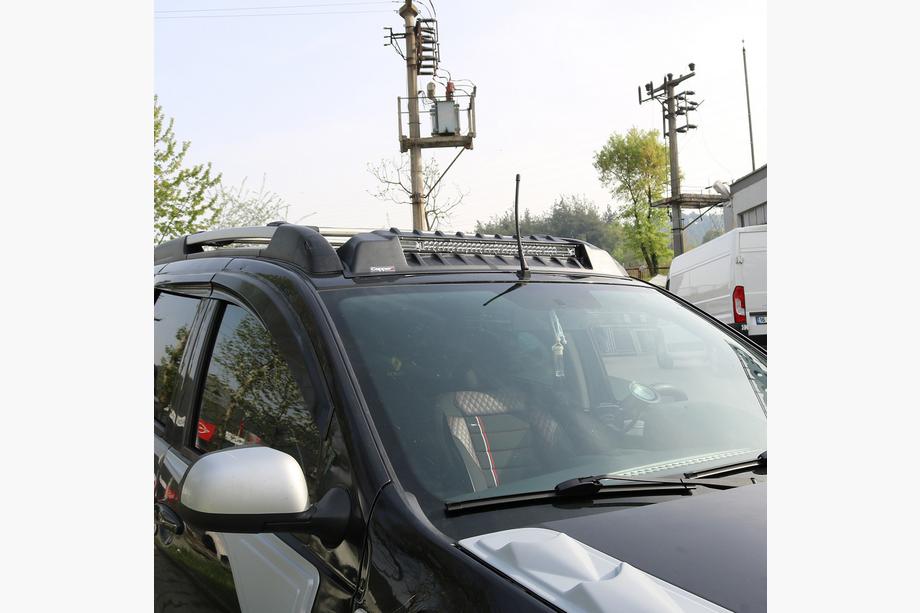 Dacia Duster 2008–2018 Vējstikla vizieris V3 (LED) Image