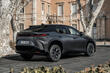 Elektriskais Lexus RZ krosovers ieguvis pieejamāku versiju — 300e foto 5