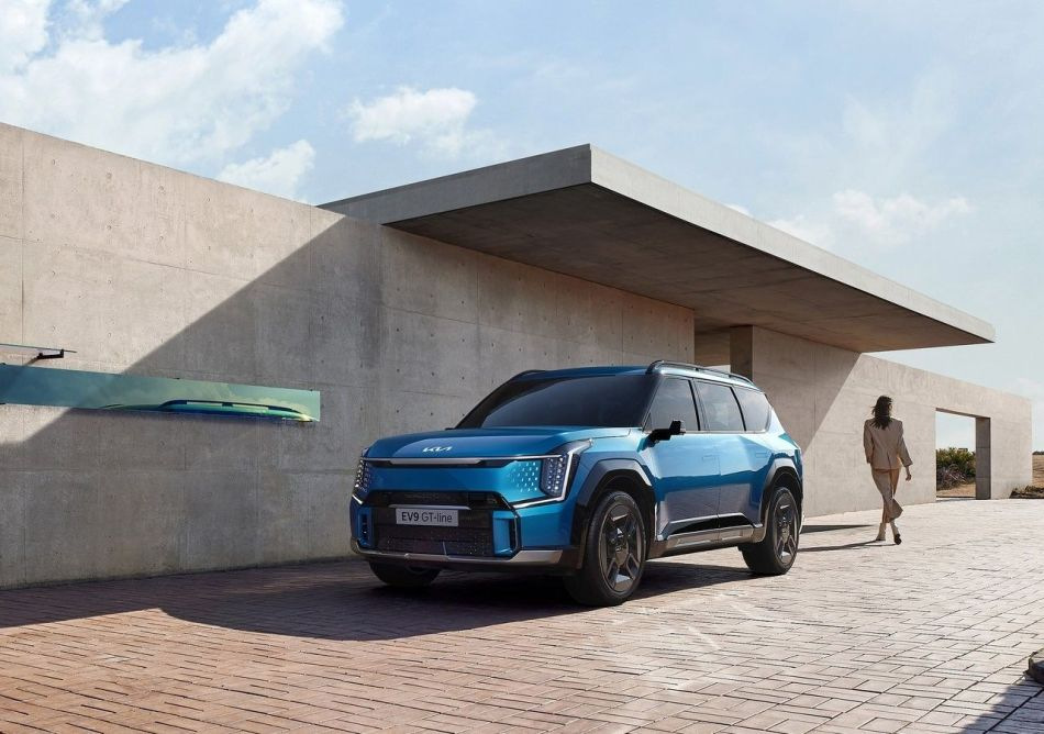 Septiņvietīgs elektriskais krosovers Kia EV9