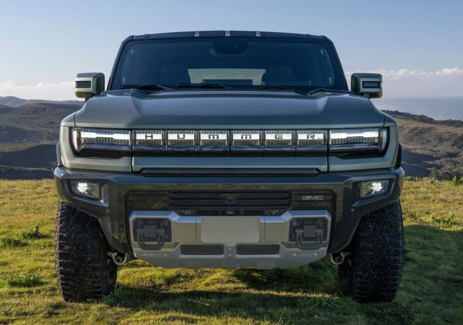 Elektriskā apvidus auto Hummer EV apskats