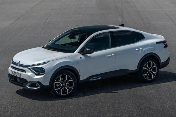 Apskats: 'krosover' sedans Citroen C4 X