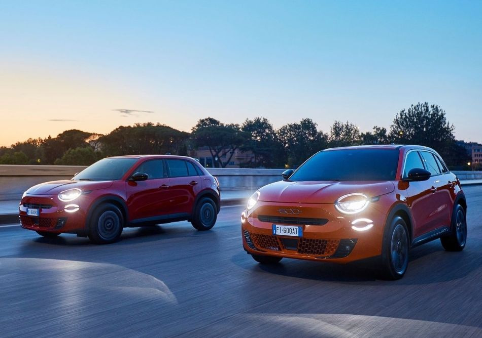Kompaktā elektriskā krosovera Fiat 600e apskats
