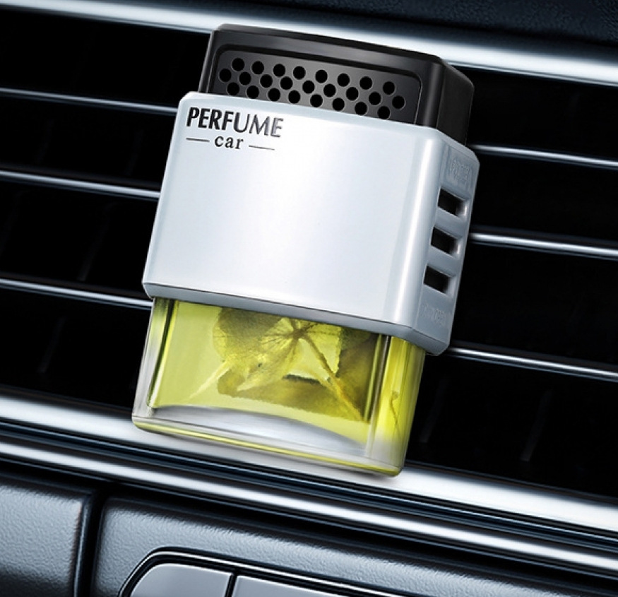 Kā izvēlēties auto salona aromatizētāju?
