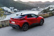 Toyota C-HR otrās paaudzes kompaktā krosovera apskats foto 3