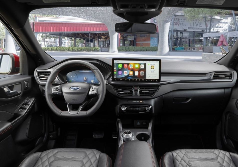 Atjauninātā Ford Escape krosovera apskats