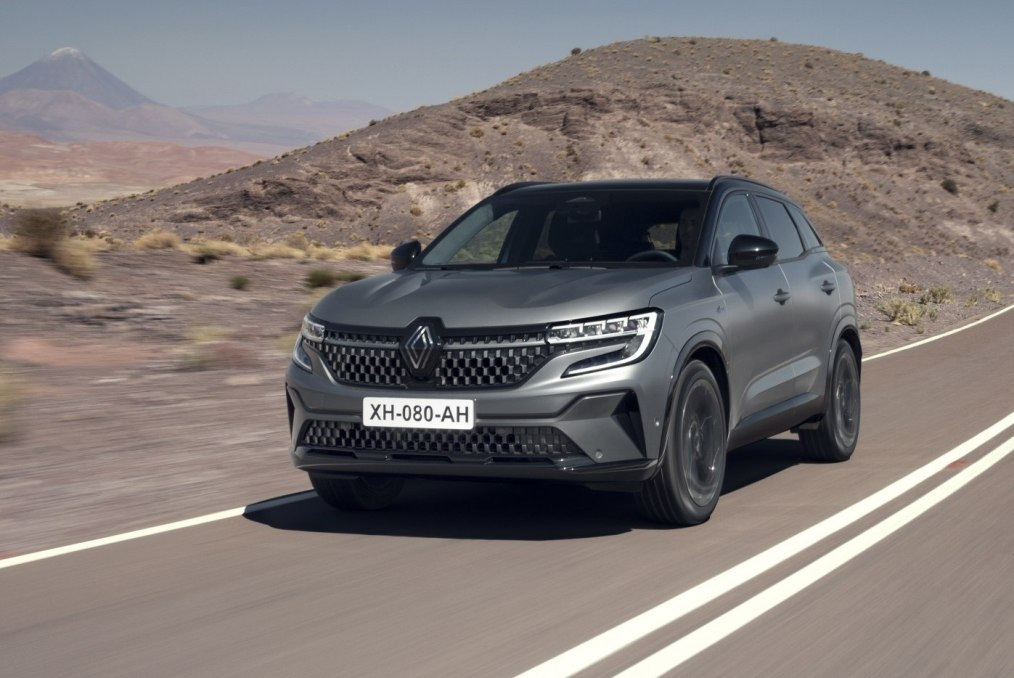 Jaunā krosovera Renault Austral apskats