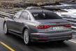 Atjauninātā pilnpiedziņas sedana Audi A8 apskats foto 3