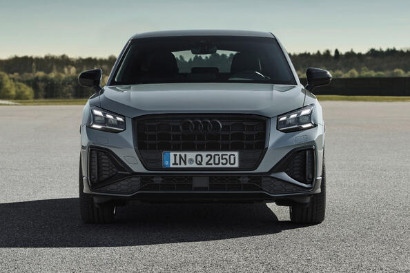 Kompaktā krosovera Audi Q2 apskats