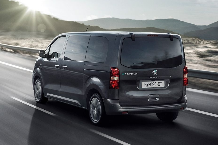 Elektriskā minivena Peugeot e-Traveller apskats