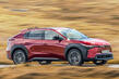 Elektriskā krosovera Toyota bZ4X apskats foto 2