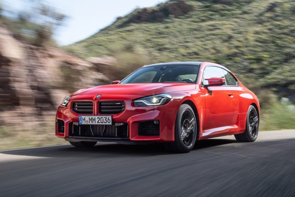 Otrās paaudzes sporta kupejas BMW M2 Coupe apskats