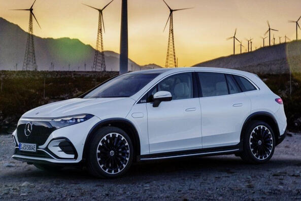 Apskats: elektriskais premium krosovers Mercedes-Benz EQS Foto 2