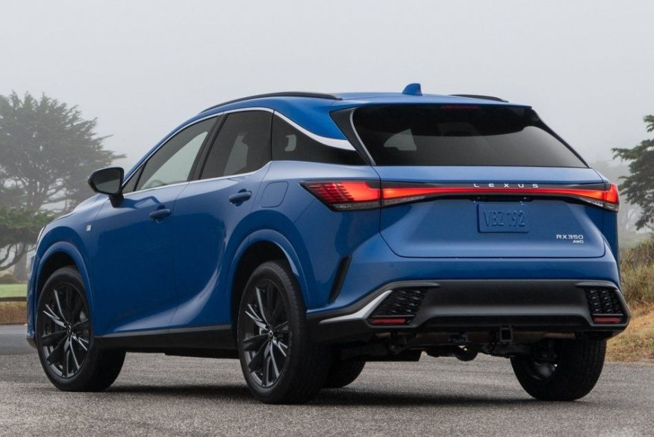 Apskats: premium krosovers Lexus RX, 5. paaudze