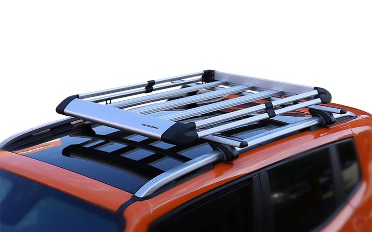 Kā izvēlēties ekspedīcijas jumta bagāžnieku auto?