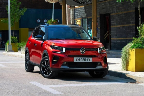 Elektriskais krosoverhečbeks Citroen e-C3