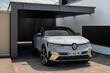 Renault Megane E-Tech elektriskā hečbeka apskats foto 1