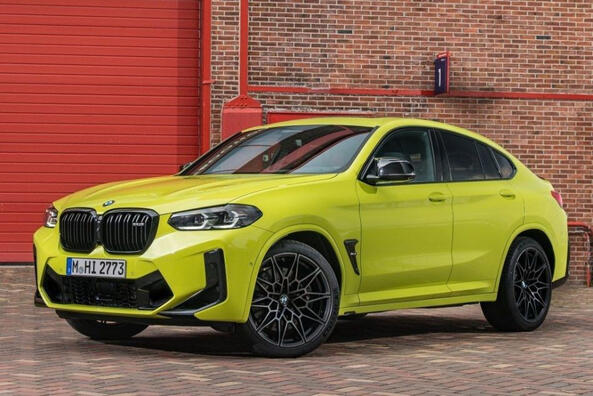BMW X4 M krosovera sportiskās modifikācijas apskats