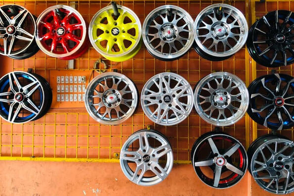 Kā izvēlēties auto disku krāsu?
